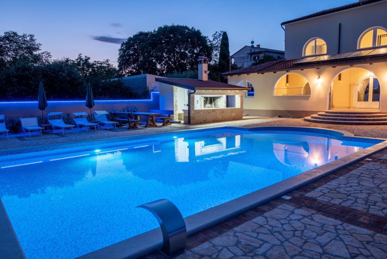 Via Flavia With Common Pool Hotel Labinci ภายนอก รูปภาพ